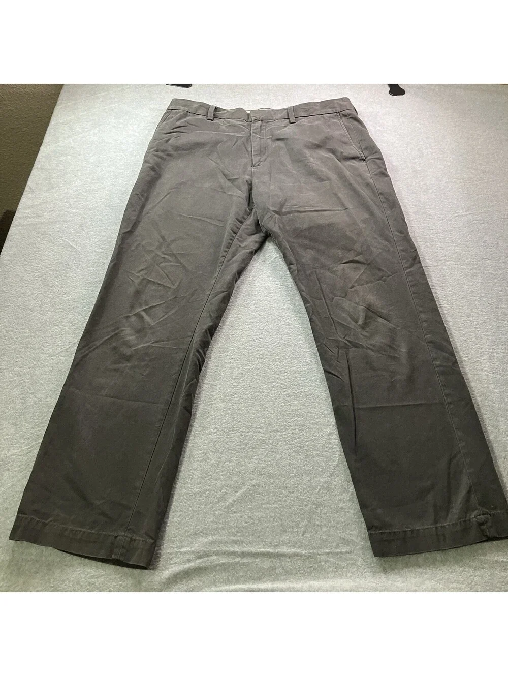 Banana Republic Emerson Straight Fit Chino Pants Men's Size 36x32 Gray Pants